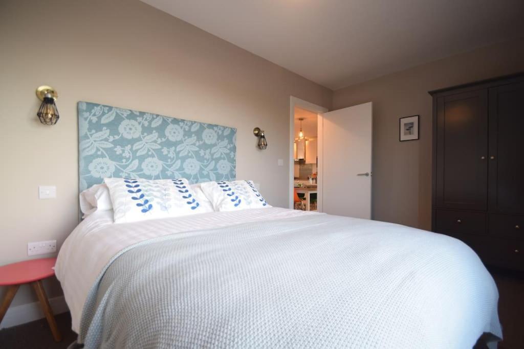 Flat 1 High Tide House, Mortehoe - Beautifully Designed Ground Floor Flat With Sea Views And Garden ภายนอก รูปภาพ